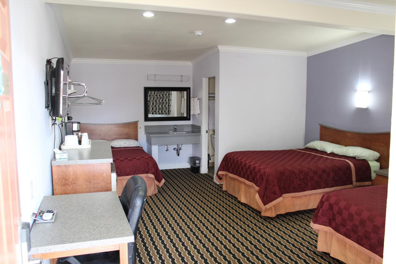 Motel Trails Lone Pine